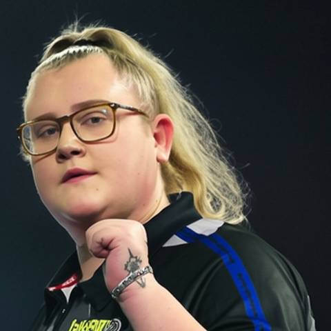 MICHAEL SMITH SEALS GERMAN DARTS GRAND PRIX SPOT AS CROSS, GREAVES AND VAN DEN BERGH FALL IN QUALIFIER