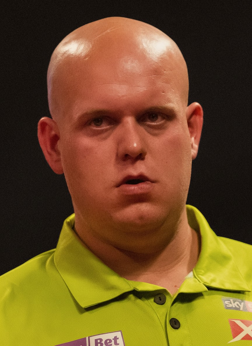 MICHAEL VAN GERWEN RECEIVES SURPRISE ART GIFT AT SCHIPHOL AIRPORT
