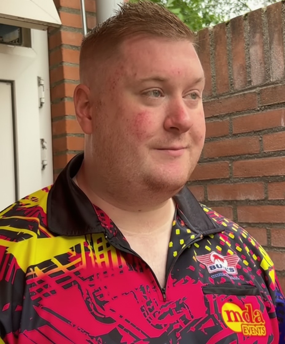 RICKY EVANS REVEALS HE REACHED 2018 DUTCH DARTS CHAMPIONSHIP FINAL WITHOUT UNDERWEAR