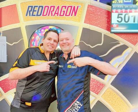 ADRIAN LEWIS WINS 'BATTLE OF THE GRANDADS' AT BIRMINGHAM EXHIBITION
