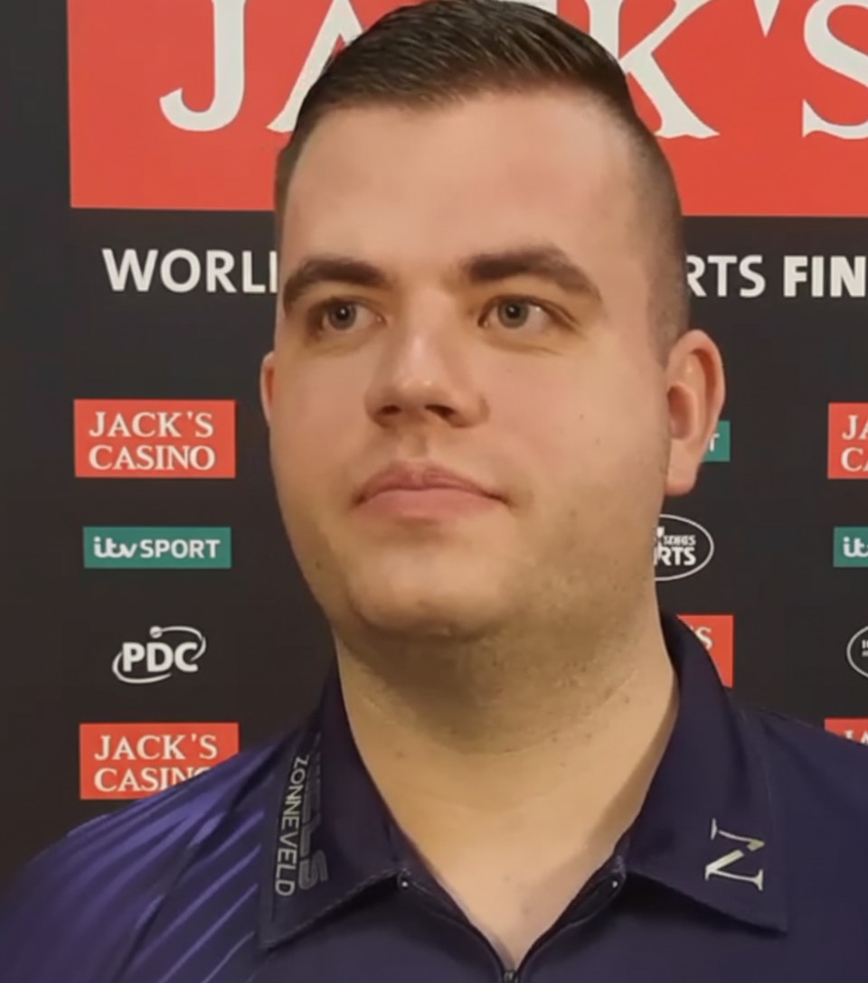 NIELS ZONNEVELD EXCELS ON OUTER RING IN TERRIFIC WIN OVER JERMAINE WATTIMENA AT EUROPEAN DARTS TROPHY