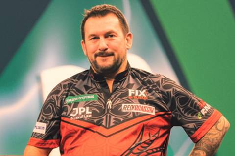 JONNY CLAYTON HAILED AS 'MOST RELAXED DARTS PLAYER AT ELITE LEVEL' BY MATT EDGAR