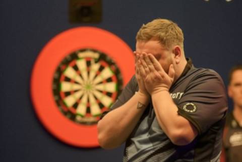 CAMERON MENZIES REVEALS PERMANENT FINGER DAMAGE AFTER WORLD CHAMPIONSHIP TABLE PUNCH: 'I'VE MADE A MASSIVE MISTAKE'