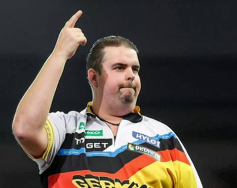 HURRELL AND CLEMENS STRIKE NINE-DARTER PERFECTION AT PLAYERS CHAMPIONSHIP 2