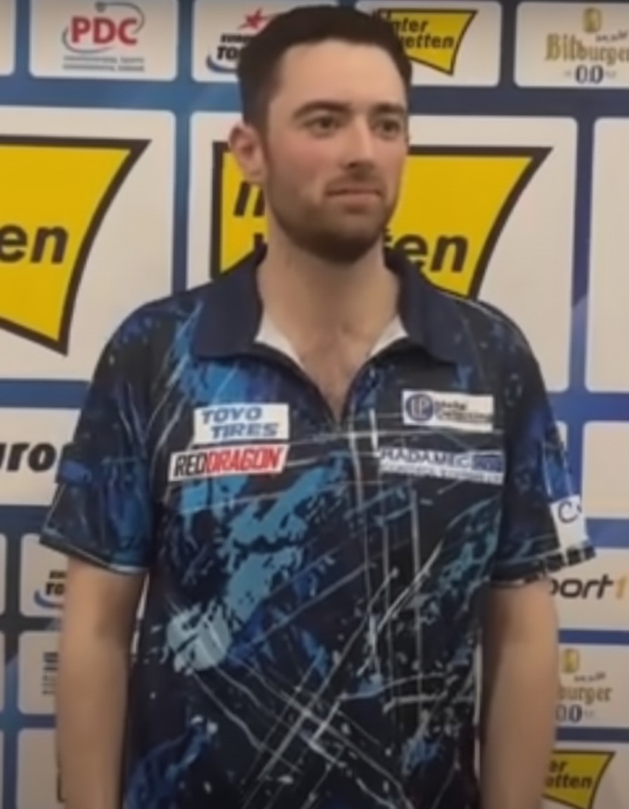 NATHAN ASPINALL EDGES LUKE HUMPHRIES TO TRIUMPH AT NÜRBURGRING DARTS GALA